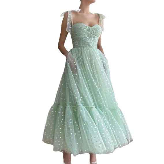 Fashion Banquet Evening Gown For Women - Snagged The Deal Dog