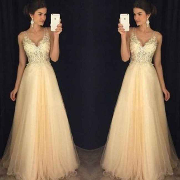 Lady Lace Evening Gown Wedding Dress for Elegant Occasions - Snagged The Deal Dog